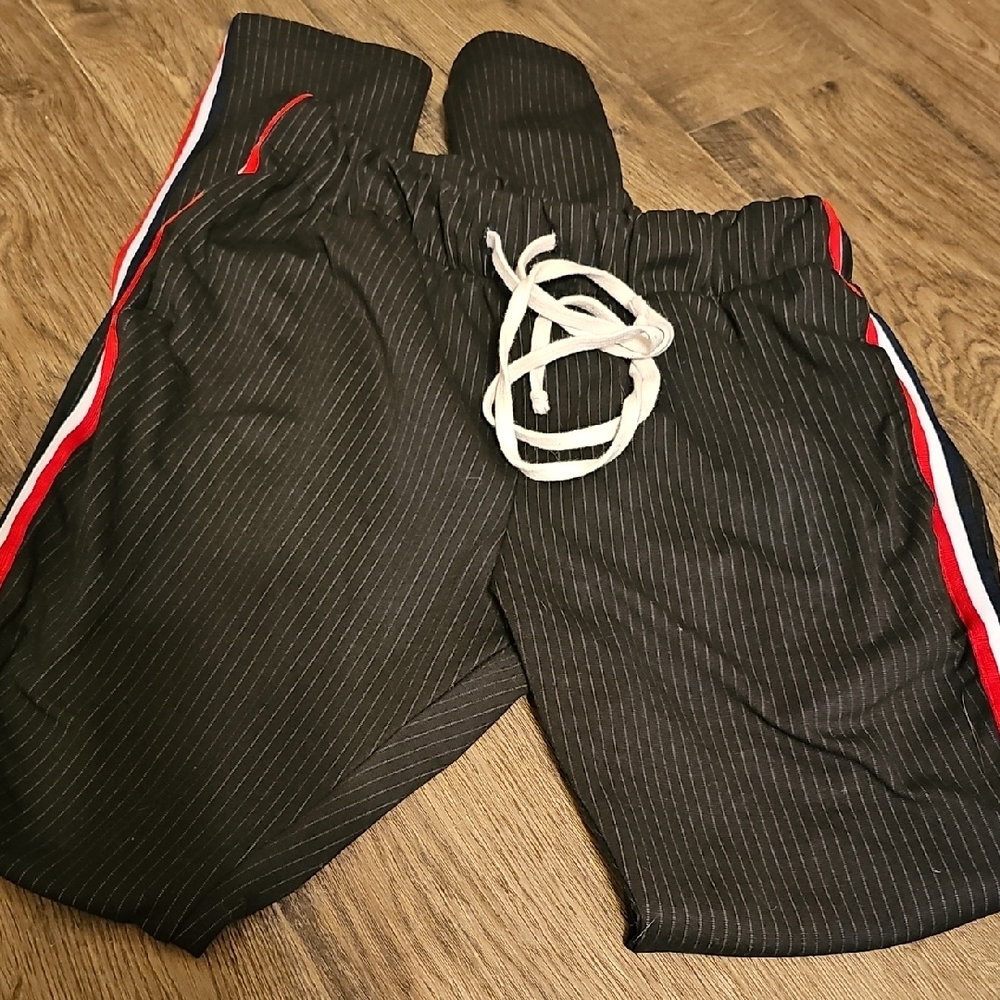EPTM Pinstripe Joggers running Black White Track Pants Sports Medium Stripe